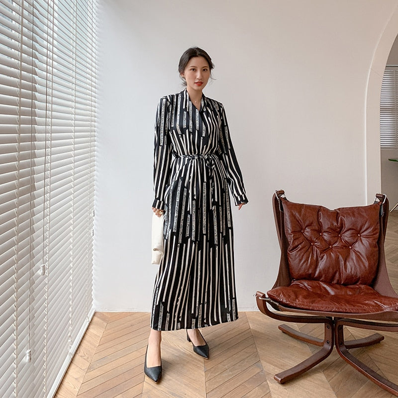 Black Striped Sheath Chiffon Dress