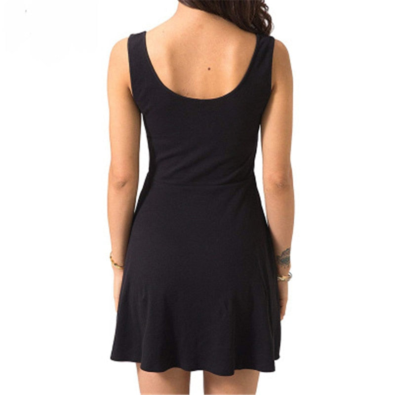 Black Summer Skater Dress Victoria Ronaldo Black Summer Skater Dress Victoria Ronaldo