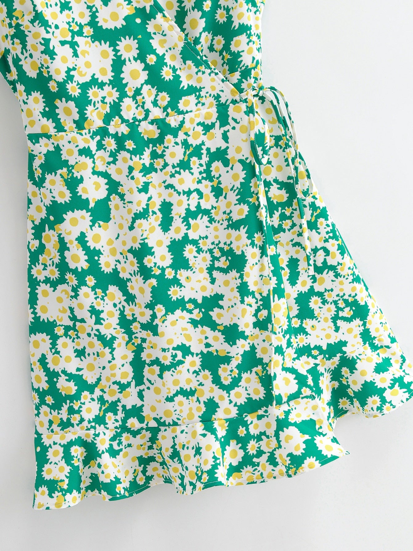 Sweet V-Neck Sunflower Print Mini Wrap Dress